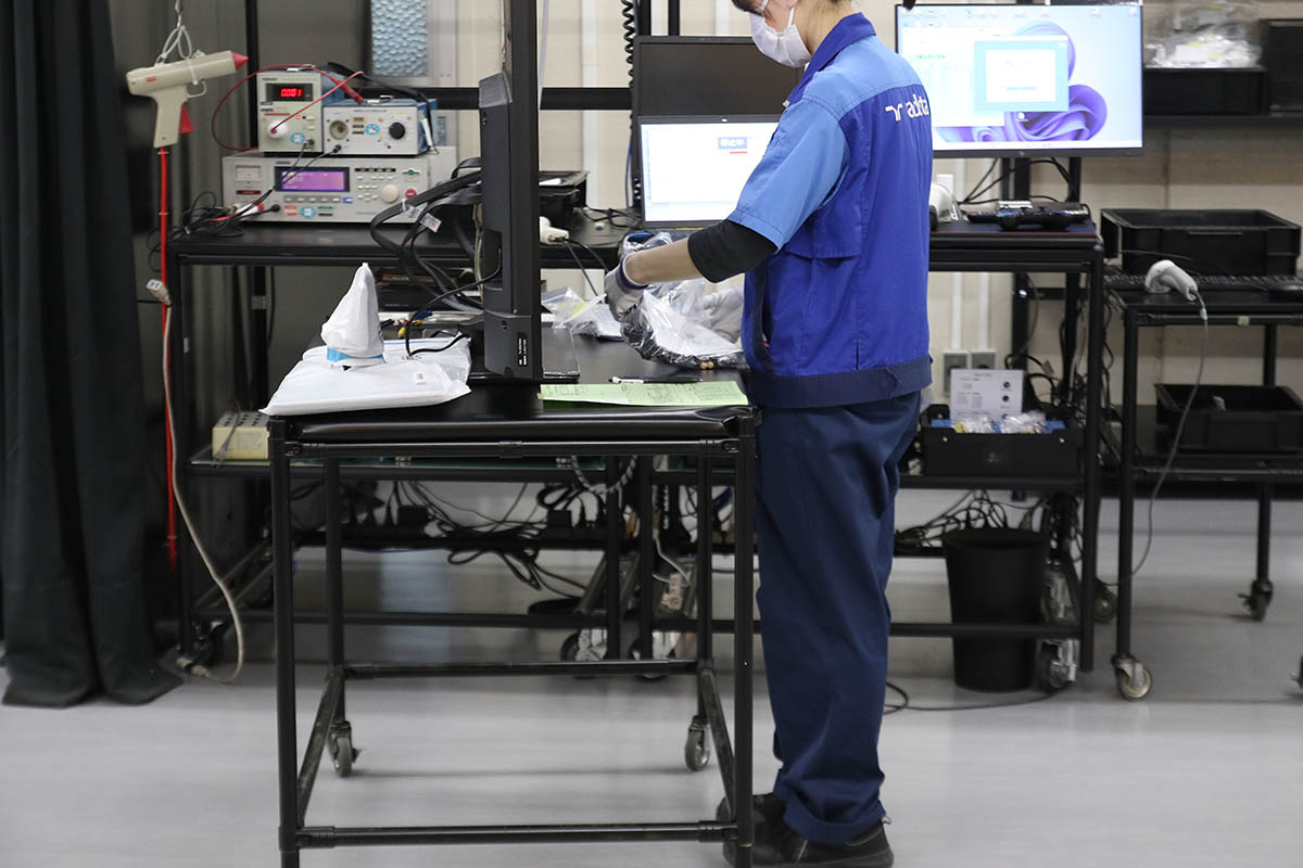 同梱品もまとめて、リファービッシュ品の完成