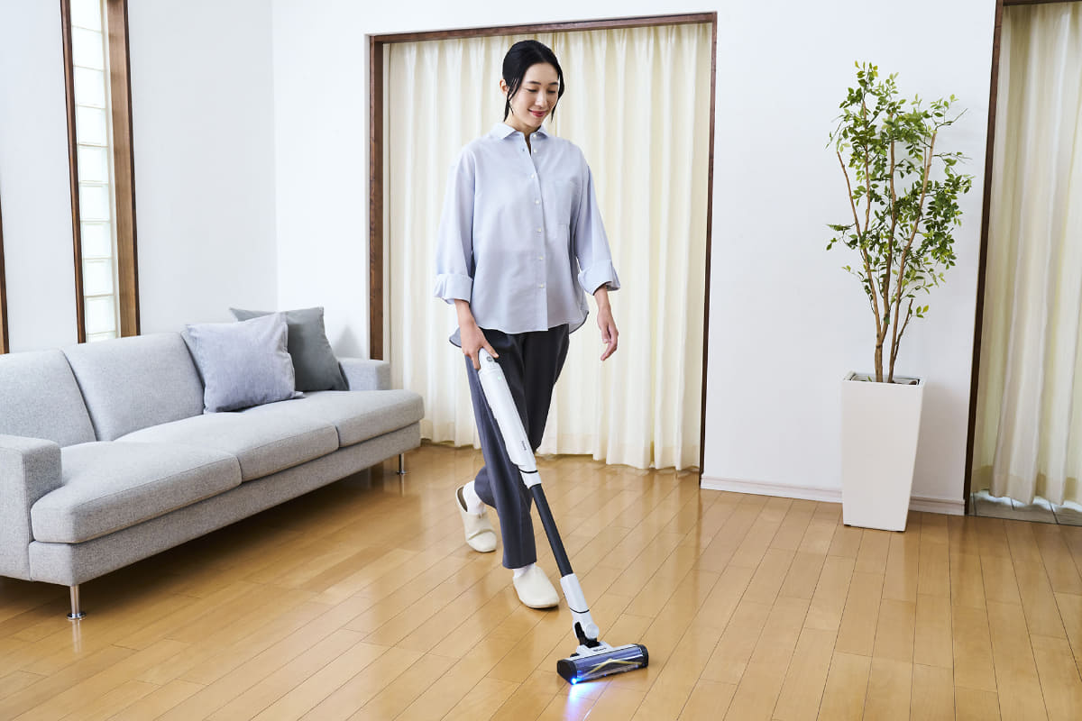 前後左右からゴミが吸える「360°クリーニング」システムで、掃除効率がアップ