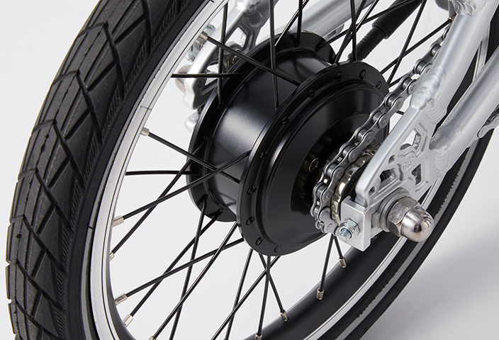 リアハブにドライブユニットを搭載