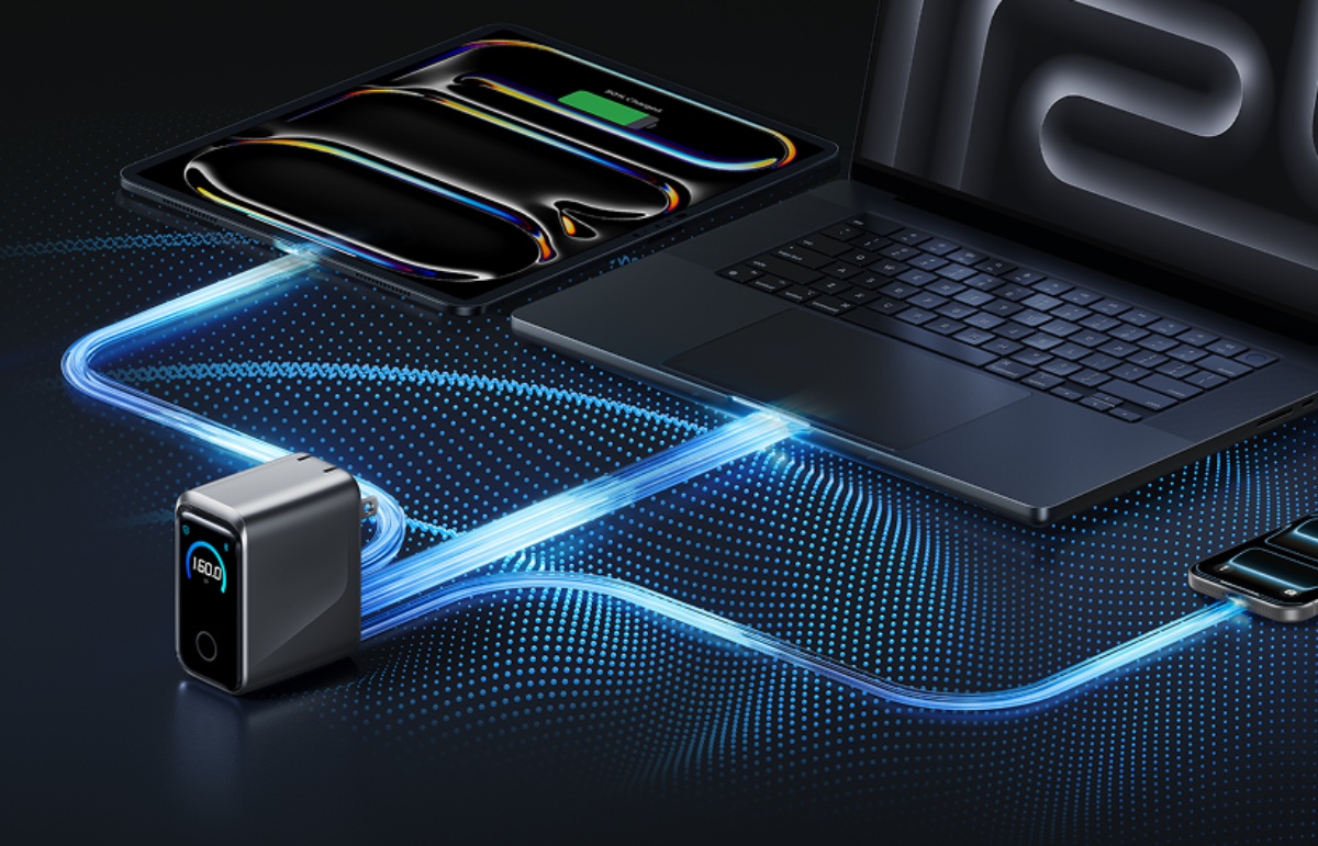 3台の機器を同時に急速充電可能