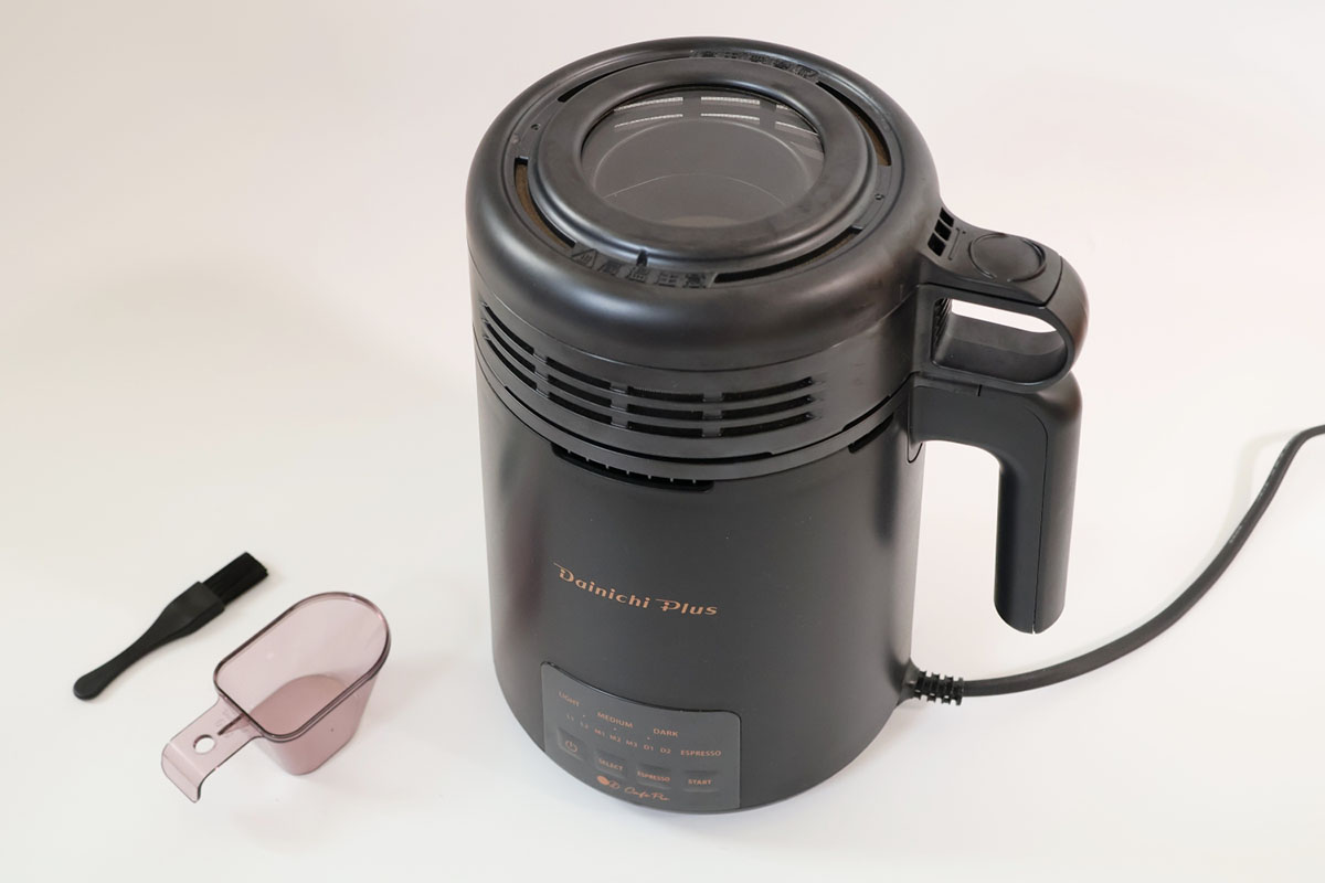 計量カップ、お手入れブラシが付属