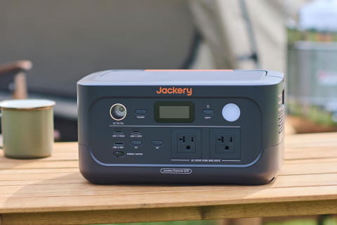 最大55%オフでJackeryポータブル電源が買える! Amazonブラック