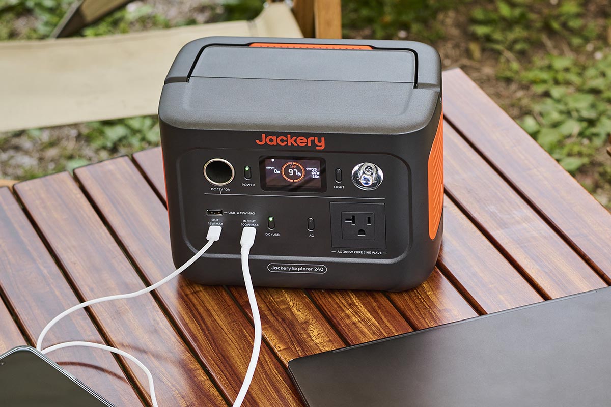 Jackery ポータブル電源 240 New
