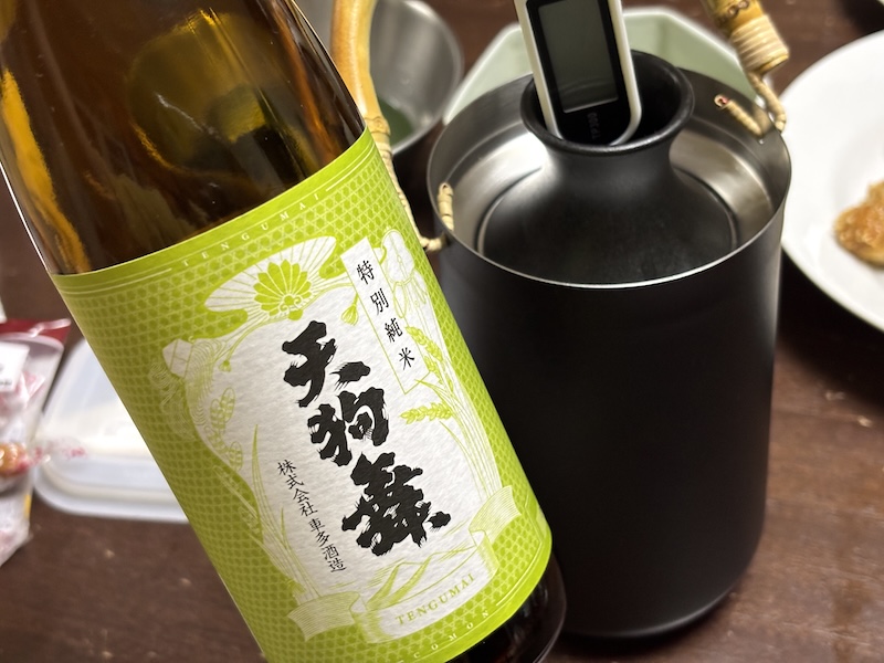 四合瓶(720ml)だとすぐになくなるので、ぜひ一升瓶のご用意を