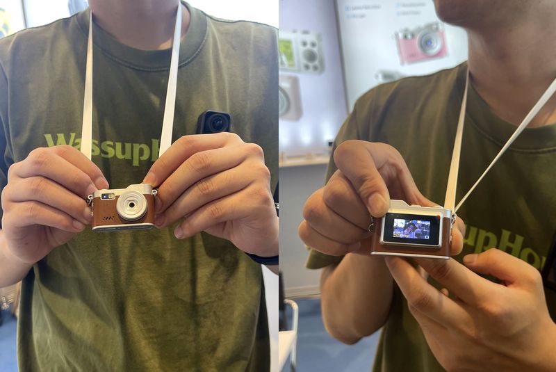 かなり小さいがトイカメラとの違いは液晶を備えていて撮影画像が確認できること