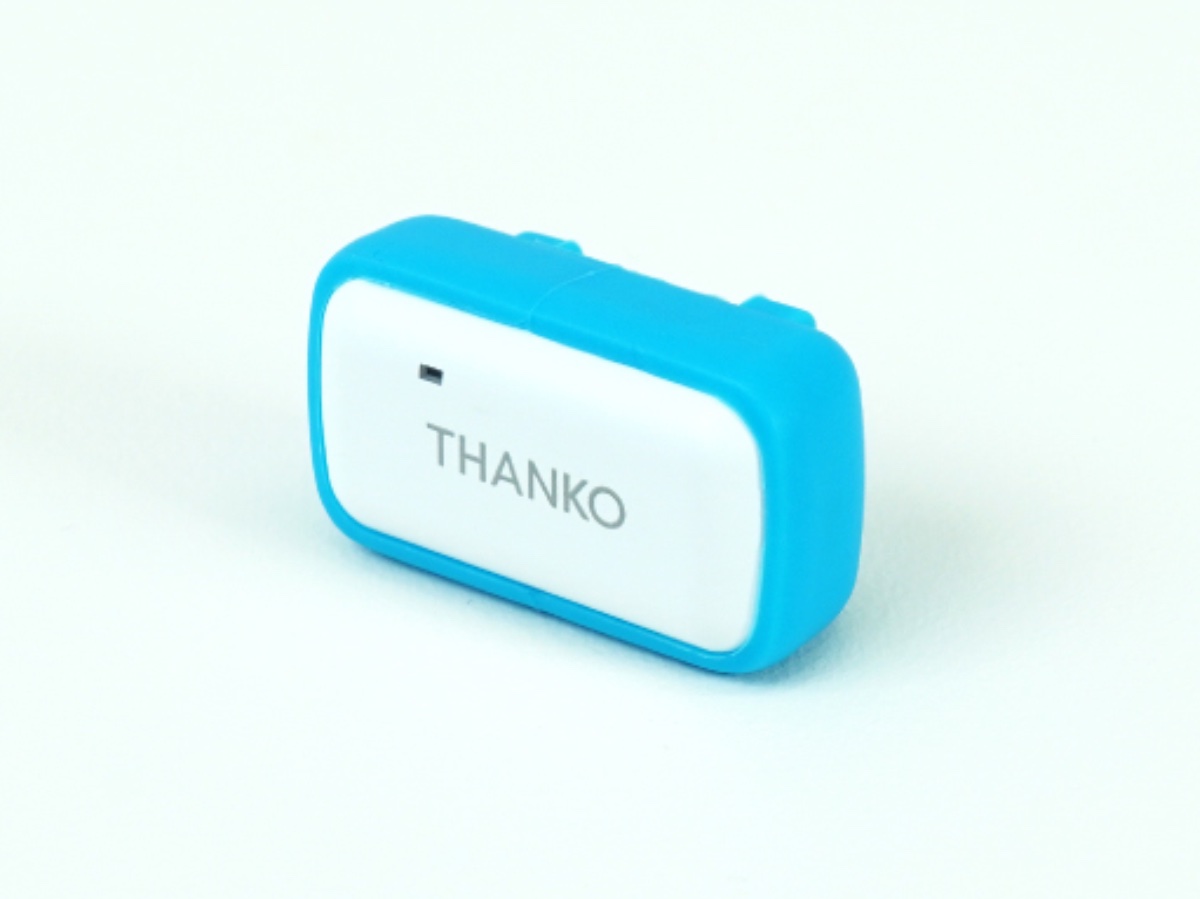 多少の雨や水から守るシリコンカバー付き