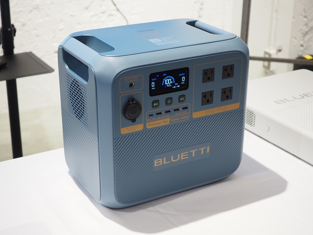 ポータブル電源「Pioneer Na」