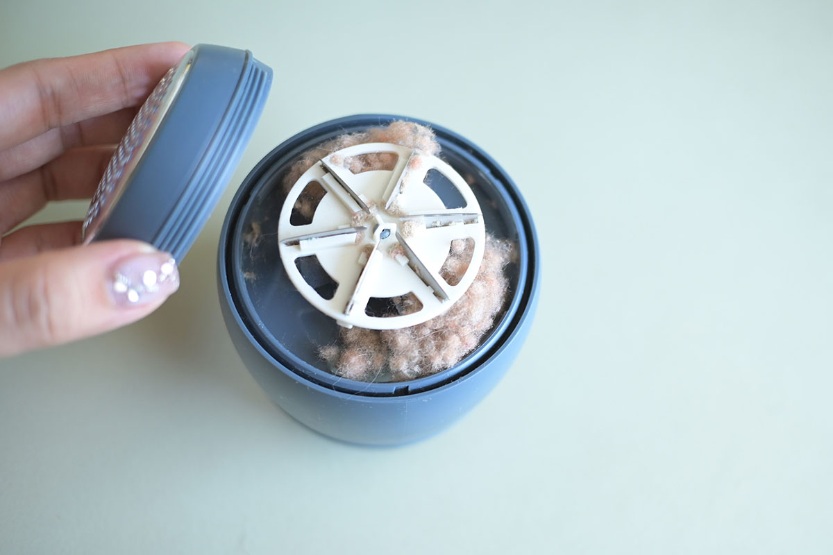 刃の部分に毛玉くずが残っていると性能が下がりそう。ここはこまめにケアしましょう