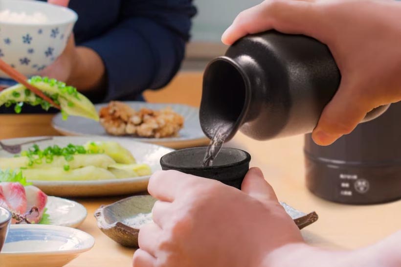 卓上で熱燗を作ってすぐ飲める
