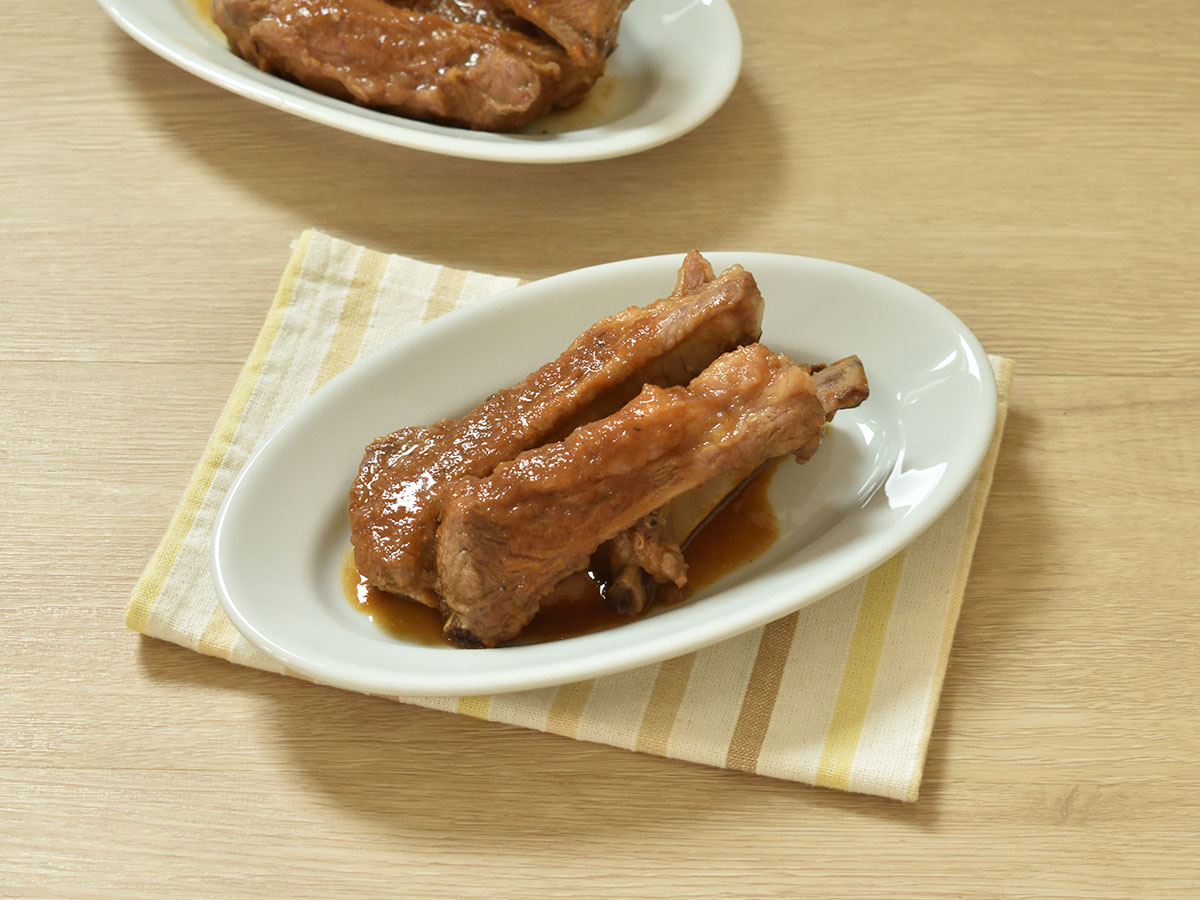 甘じょっぱい味わいで、ご飯にもパンにも合います