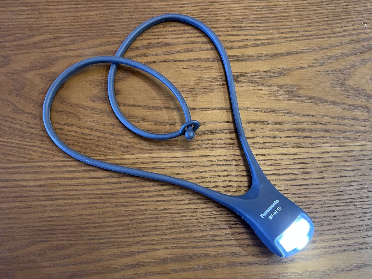 ストラップの長さは調整できます