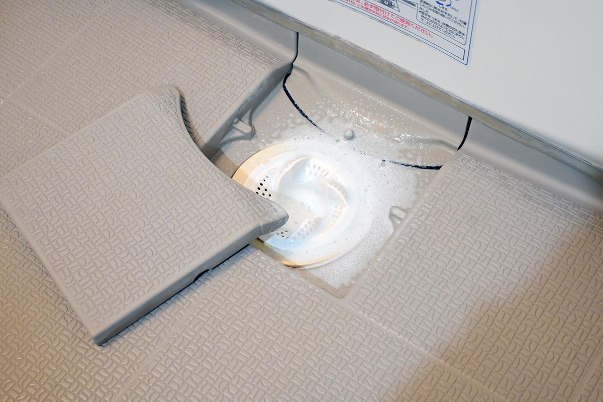 排水口だけは専用洗剤を使ってしっかりカビ退治＆防止がおすすめ
