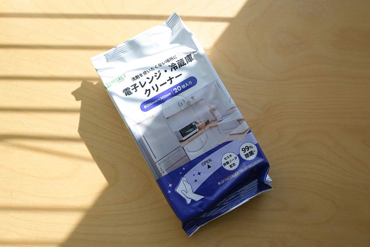 ウェットシートは種類豊富なので、冷蔵庫は専用のシートを使うのもいい