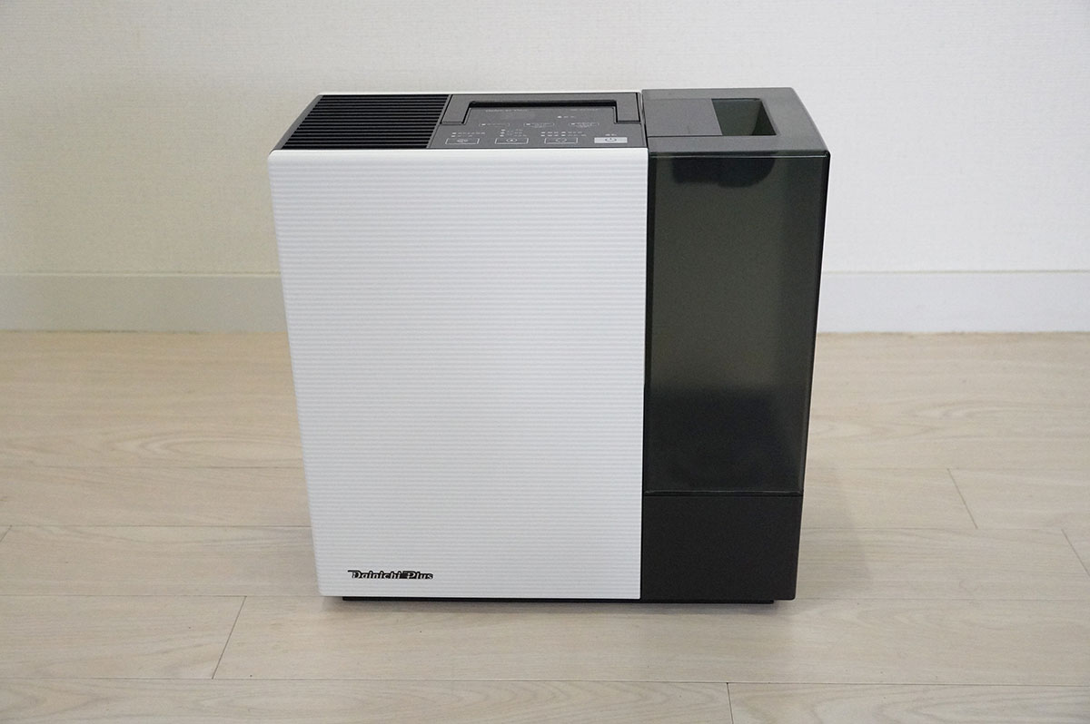 スクエアデザインで薄型です