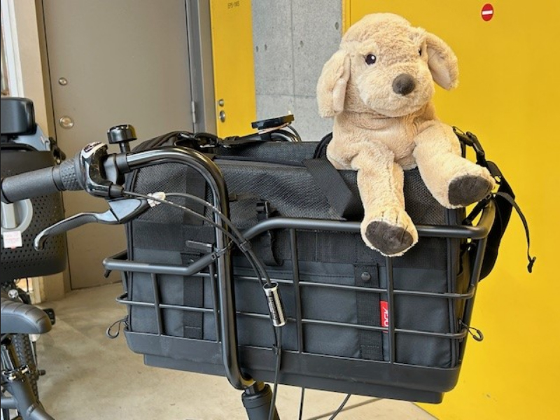 写真はMサイズ。超小型～小型犬・猫(目安の体重15kgまで)が対象。価格は17,270円