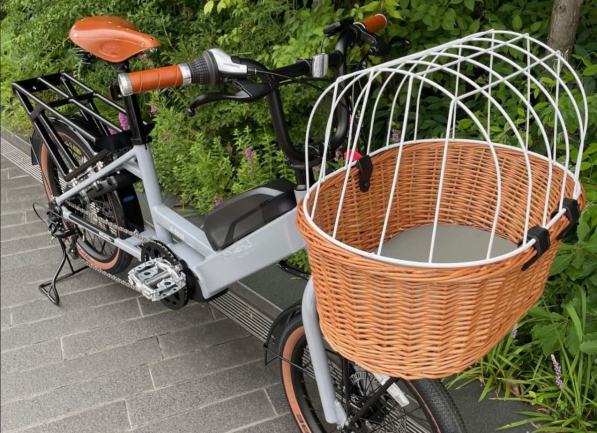 ペット積載時の耐荷重は8kg。価格は44,000円