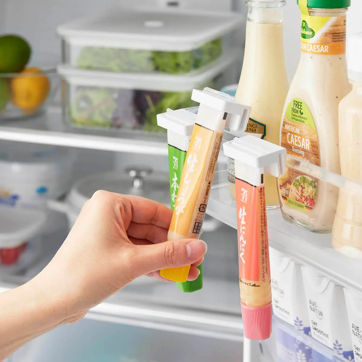 ドアポケットに引っ掛けられる