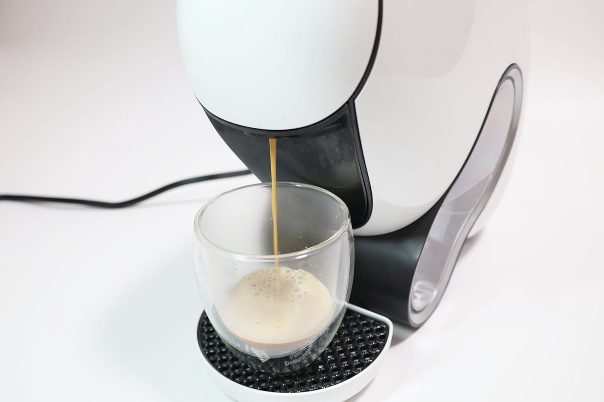 給水から抽出完了までにかかる時間は、湯量200mlの場合で約2分15秒