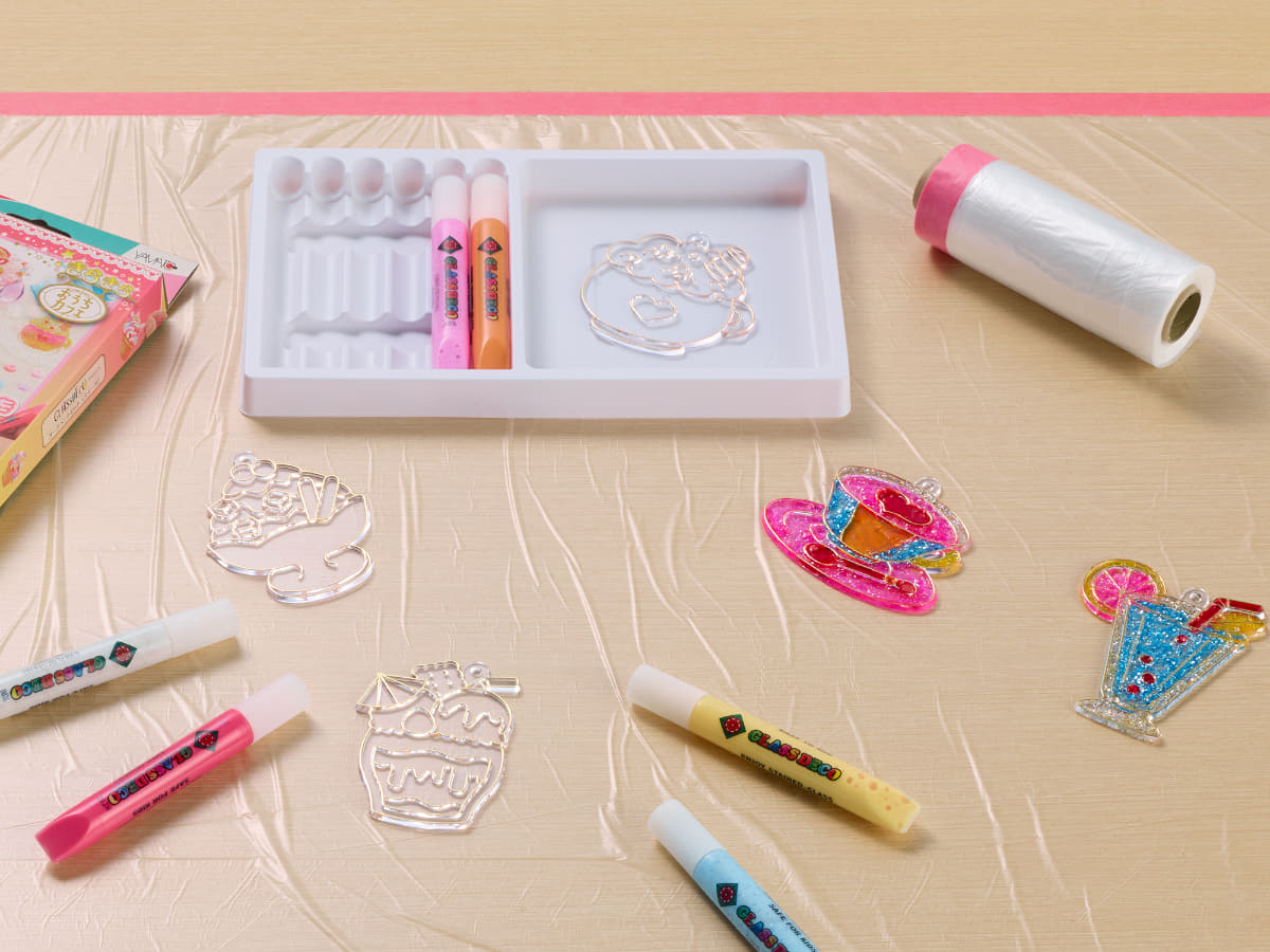 子供のお絵描き時にもサッと敷ける