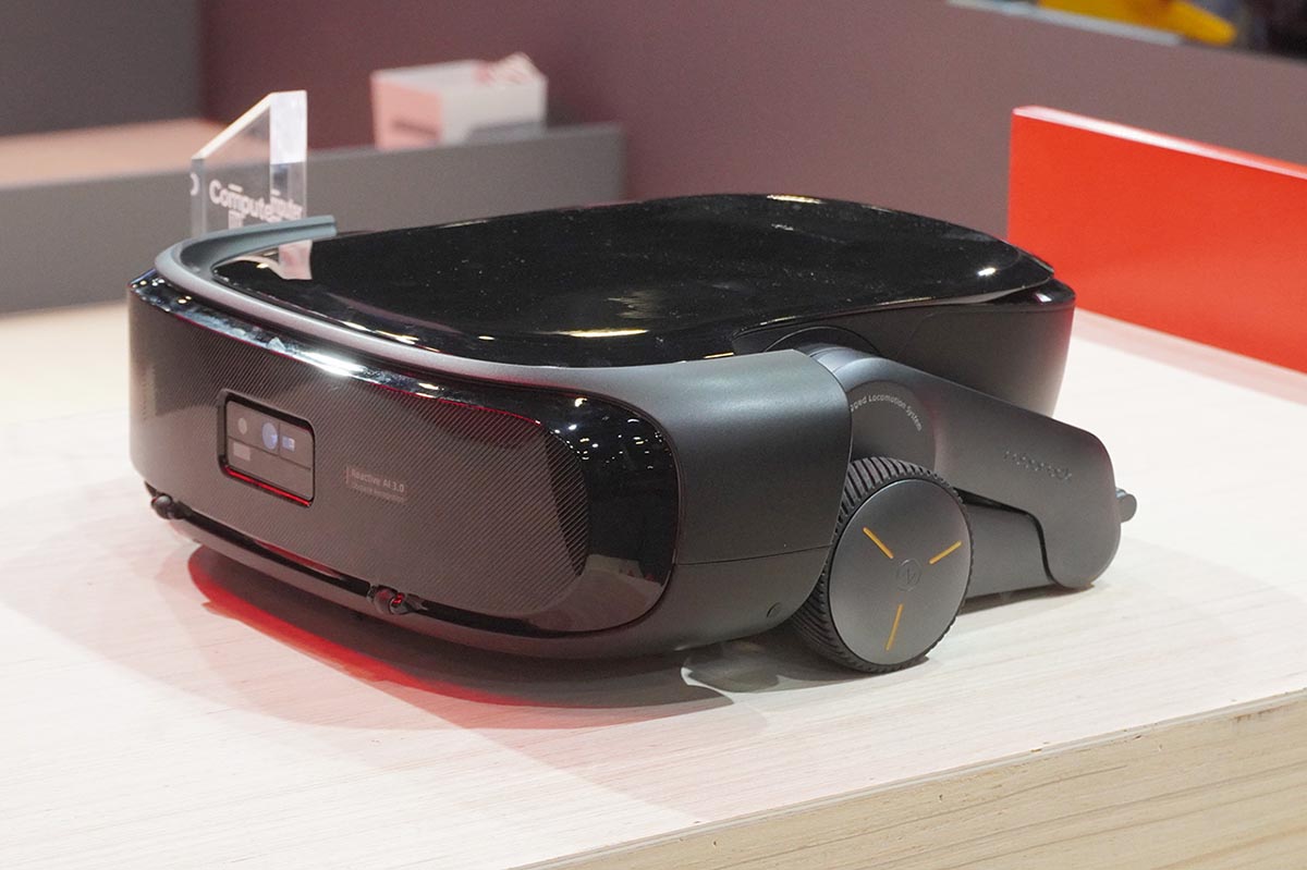 階段を上りながら掃除できる、ホイールレッグ(脚輪)搭載のロボット掃除機「Saros Rover」などを取材してきました