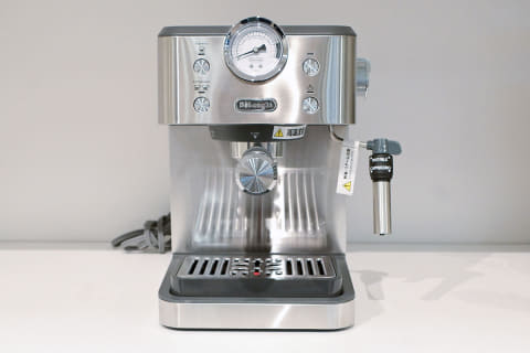 トピック】コーヒーマシン初心者は、どれ選べばいい? デロンギに聞き