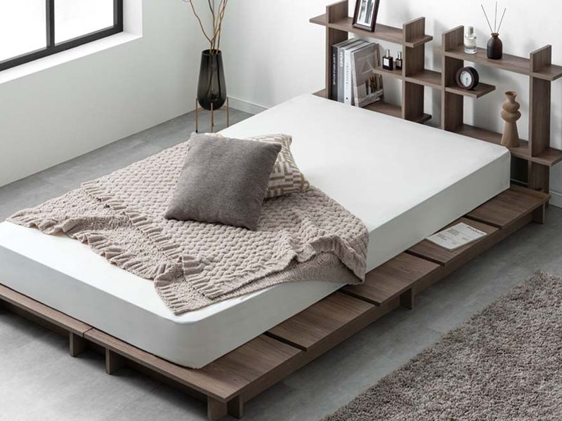 ネジ不要で組み立てできるディスプレイ棚付きステージベッド