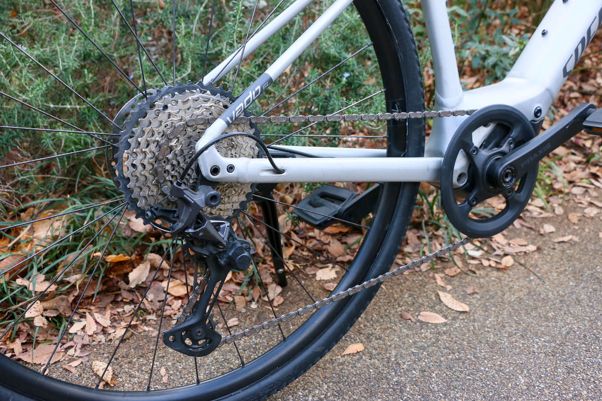 試乗車の変速ギアはシマノだが、現行モデルはSRAMの11速を採用している