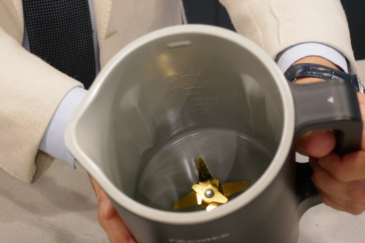 2層のセラミックコーティングでこびりつきにくい