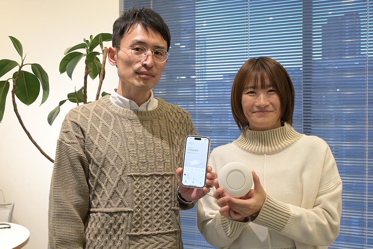 neamoの開発を担当した、LIXIL HOUSING TECHNOLOGY 商品本部 ビジネスインキュベーションセンターの宇野さん(右)、山﨑さん(左)の2名に取材