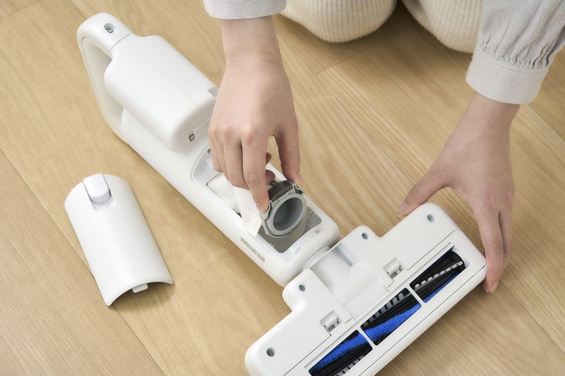 紙パック式で手が汚れにくく、衛生的