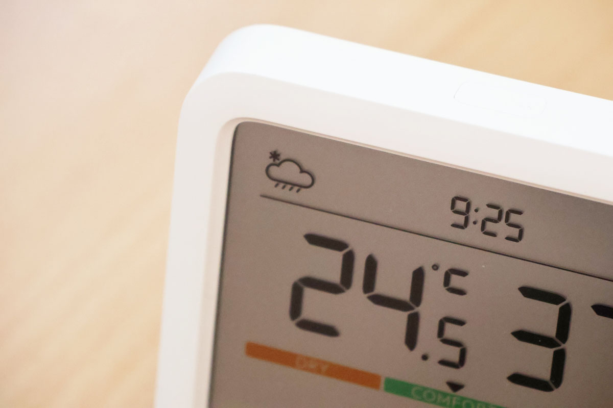 現在地の天気予報アイコンを1つ表示させることも可能。12時間ごとの更新で、その日の外の様子を大まかに確認できます