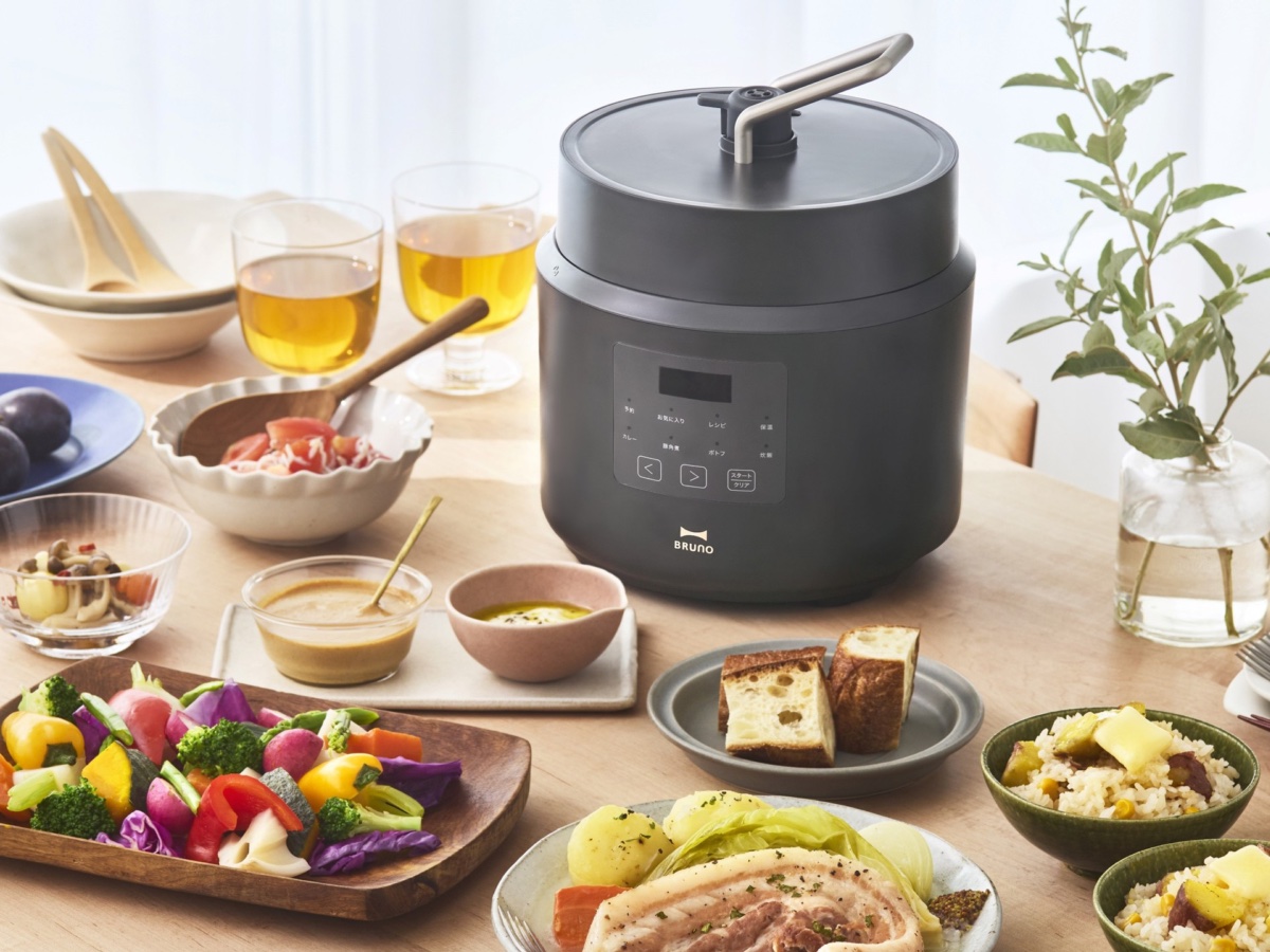 狭いキッチンや卓上にも置きやすいコンパクト設計