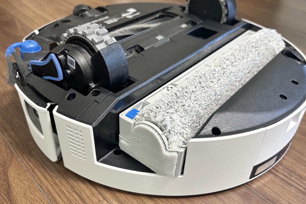 長いローラーモップを搭載し、掃除効率が大幅アップ!