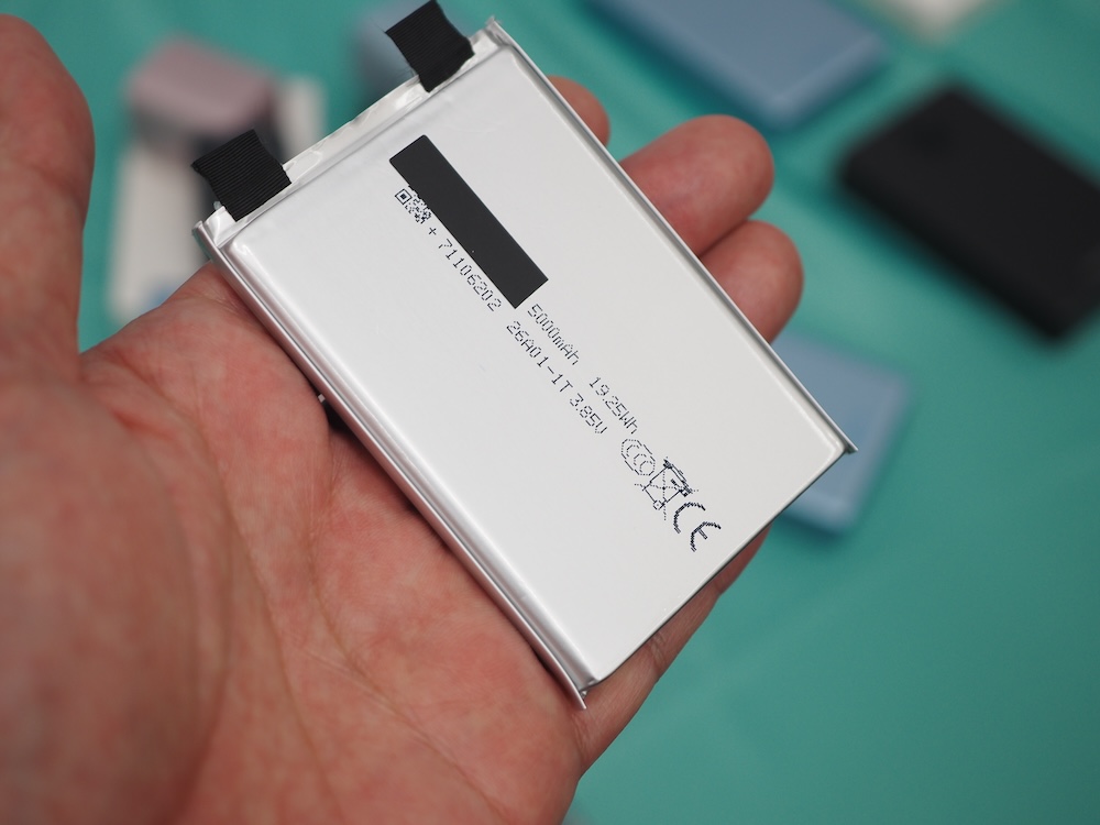 ゲル状の電解質を採用したバッテリーセル