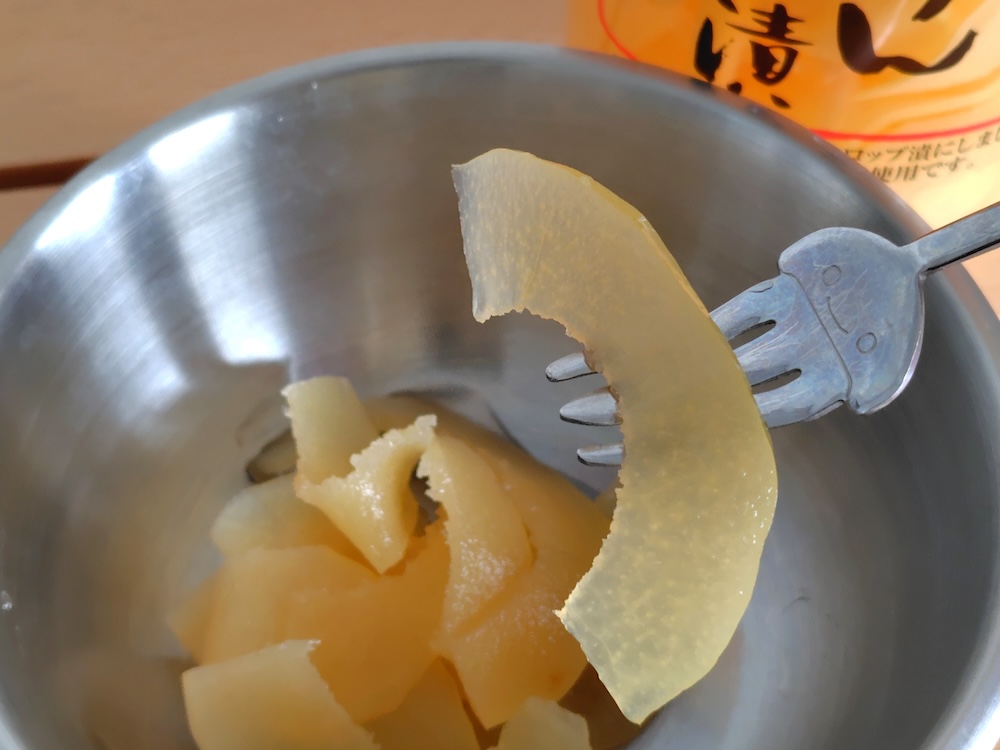 梨のような、あるいはりんごのようなテイストとシャキシャキとした食感