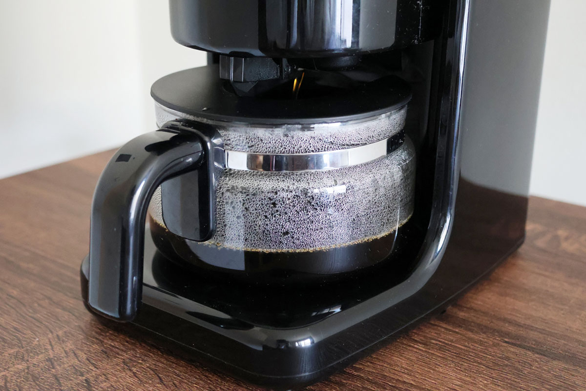 抽出後は30秒ほど待ってからサーバーを外します。続けて使う場合は5分ほど間を空けることが推奨されています。