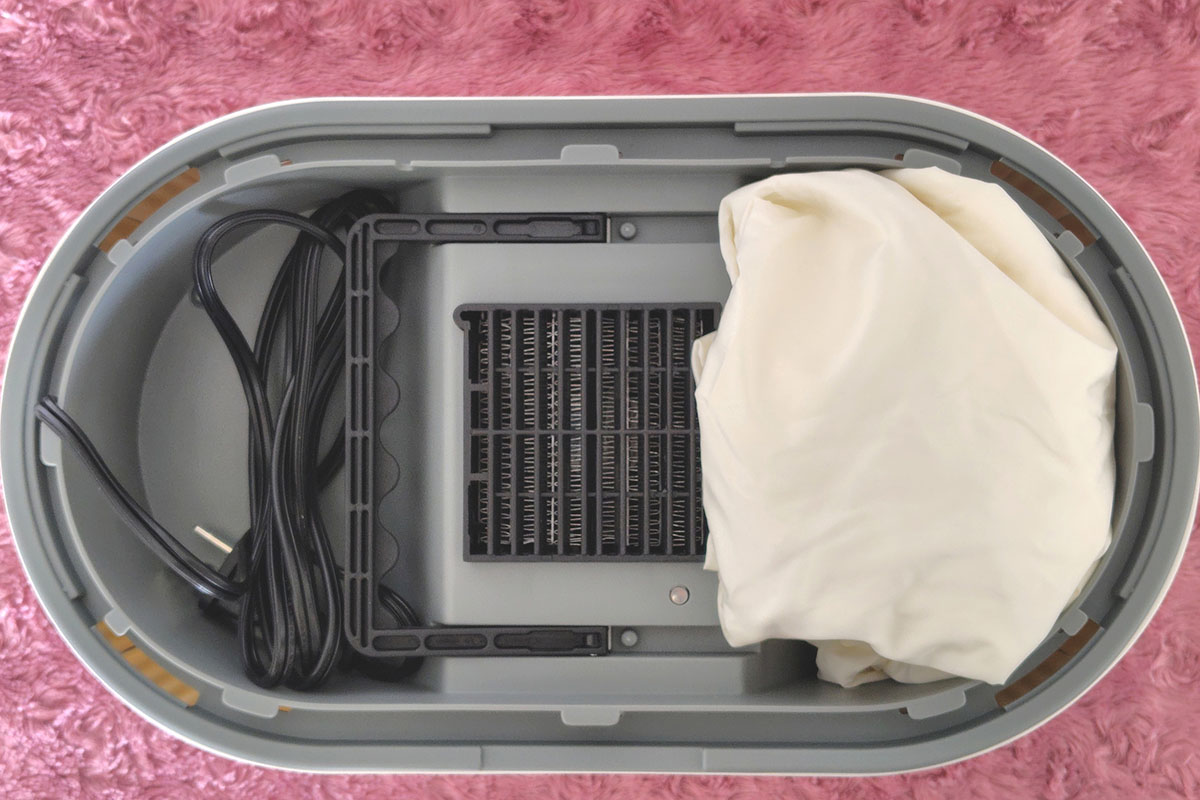 衣類乾燥用カバーは本体内に収納できる