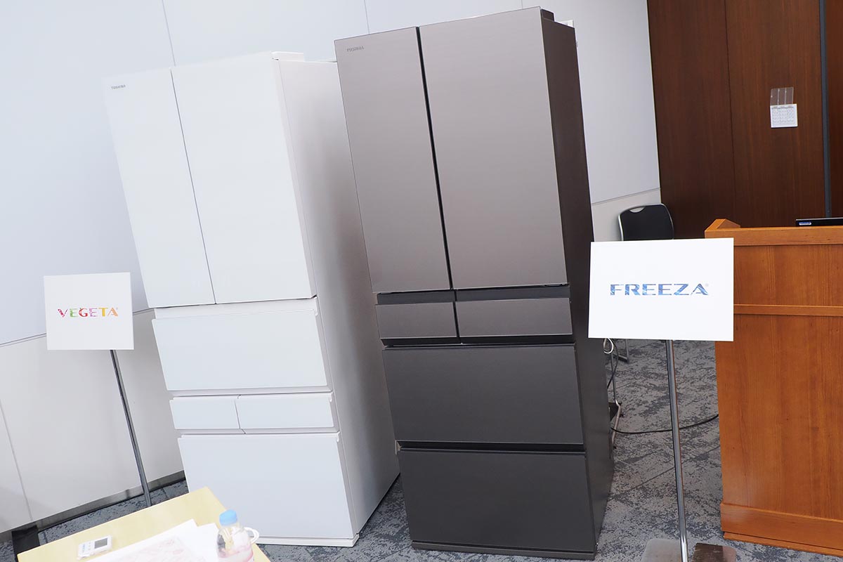 VEGETA(左)とFREEZA(右)の2シリーズ展開に拡大