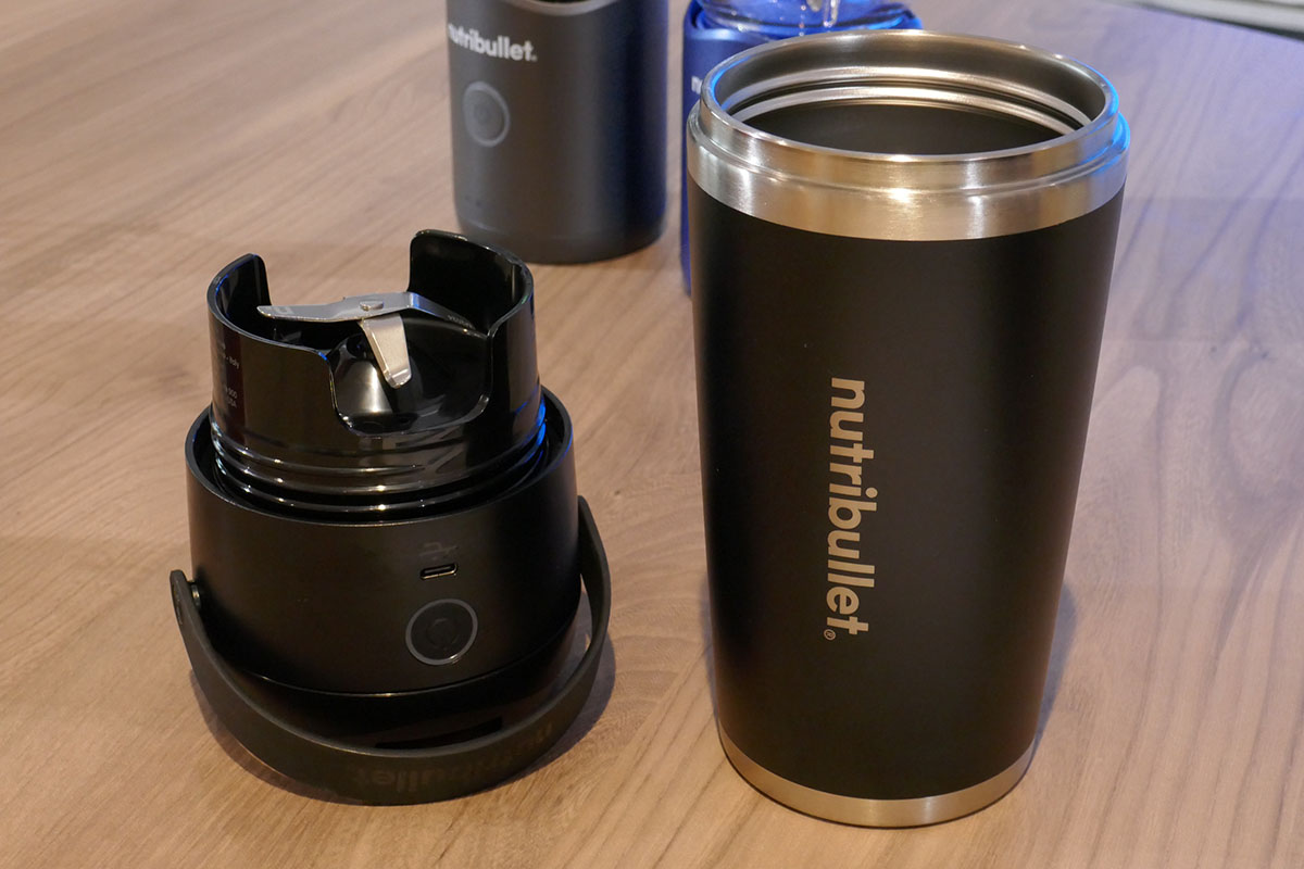 フタにモーターを内蔵