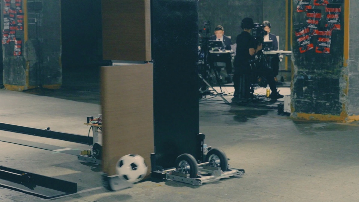 H立建機の冷蔵庫キッカー