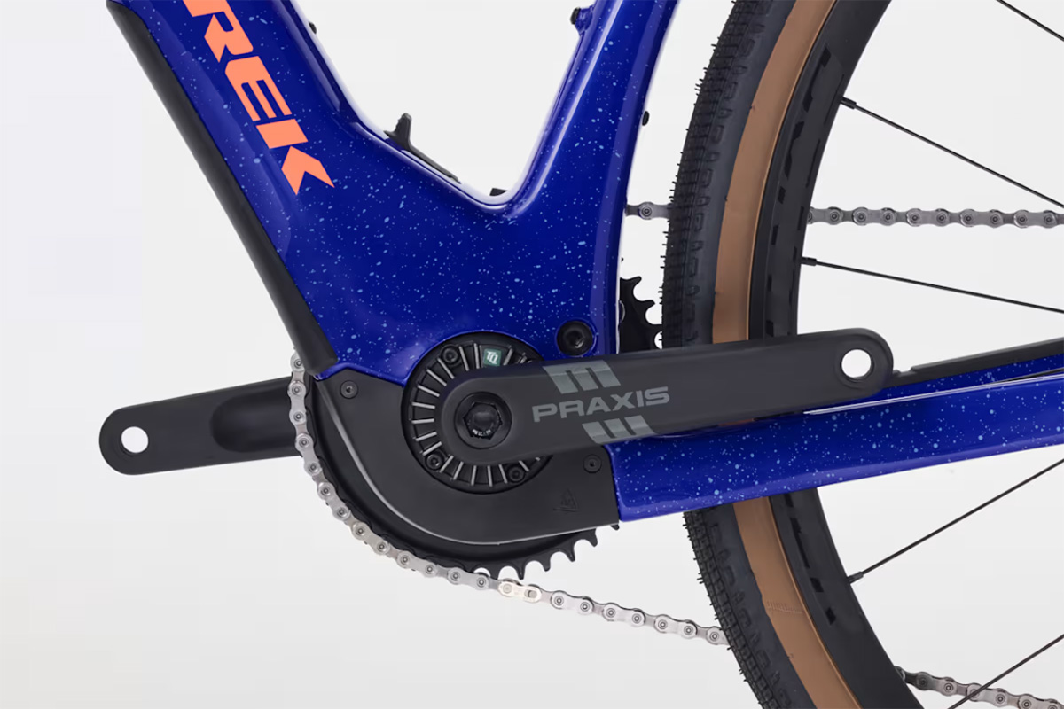 TQ社製の最新ドライブユニットを搭載