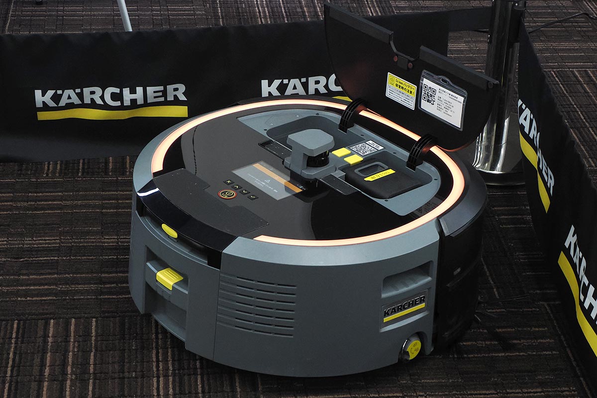 業務用ロボット掃除機「KIRA CV 50」も展開中。中小企業にとって、省力化投資補助金の対象にもなる