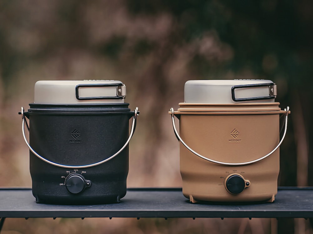 ブラックとサンドベージュの2色から選べる