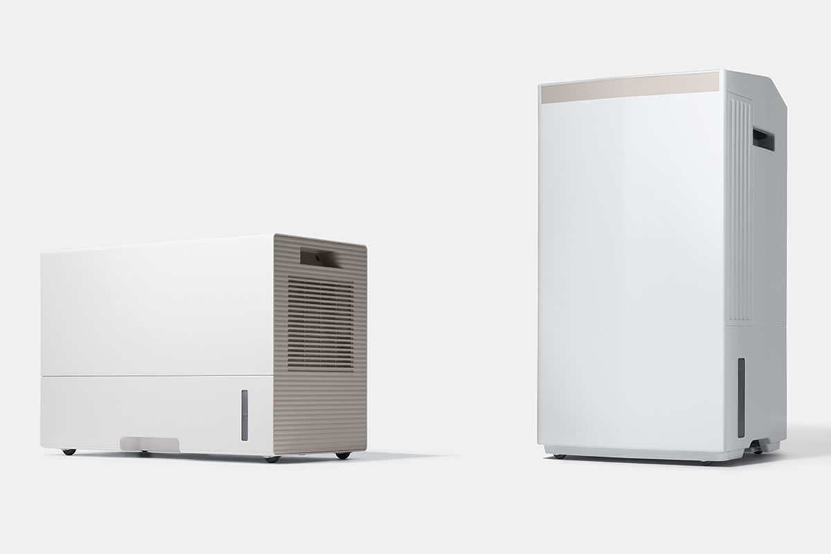 「エコ・ハイブリッド方式」を採用した衣類乾燥除湿機。左から「F-YEX90D」「F-YEX200D」