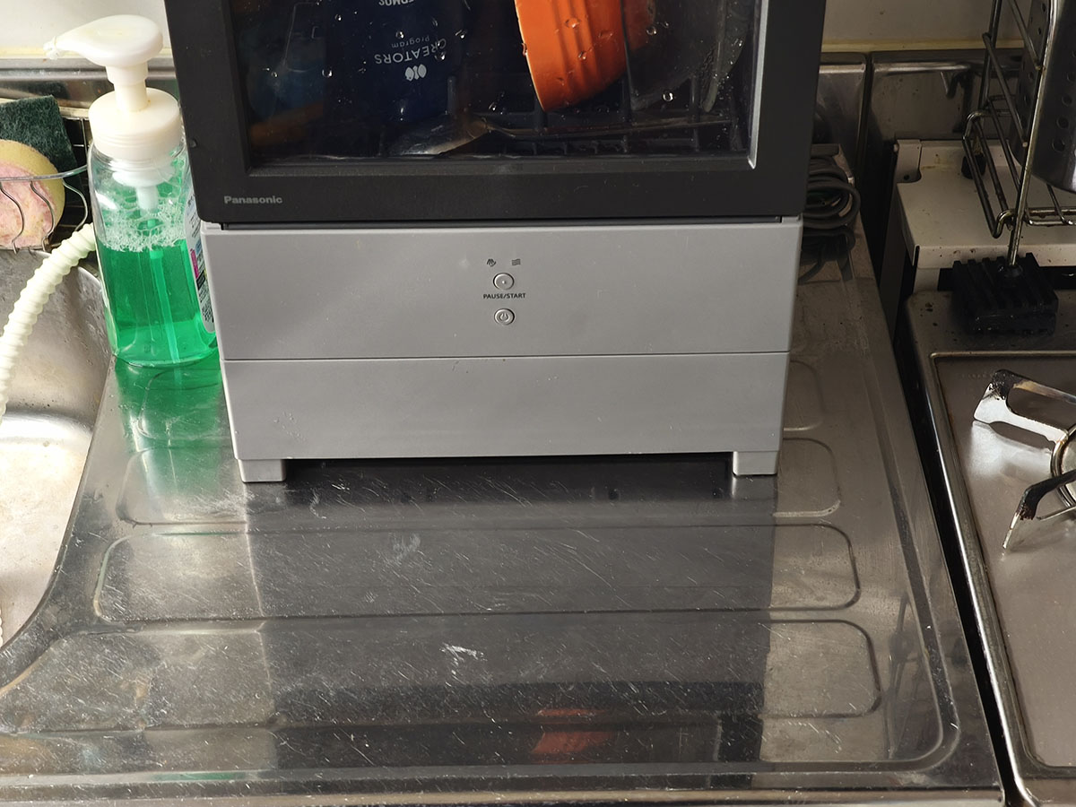 SOLOTAの前面にも奥行き20cmほどの作業スペースを確保できました