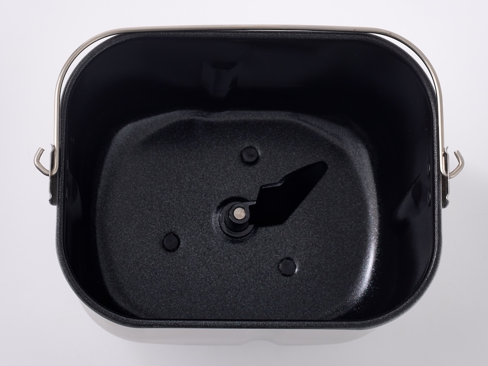 パンケース内部とパン羽根のコーティングを、フッ素樹脂コーティングからセラミックコーティングへ