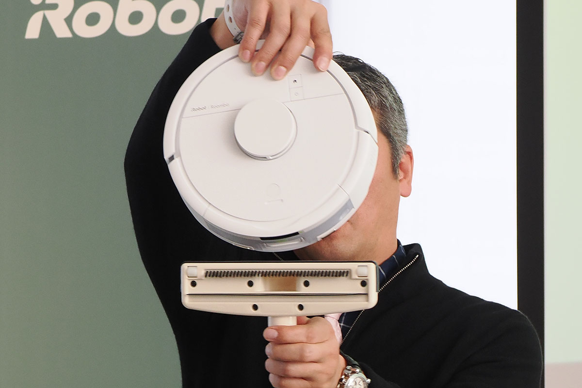 製品発表時は「スティック掃除機のヘッドと同じくらいのサイズ」ともアピールしていました