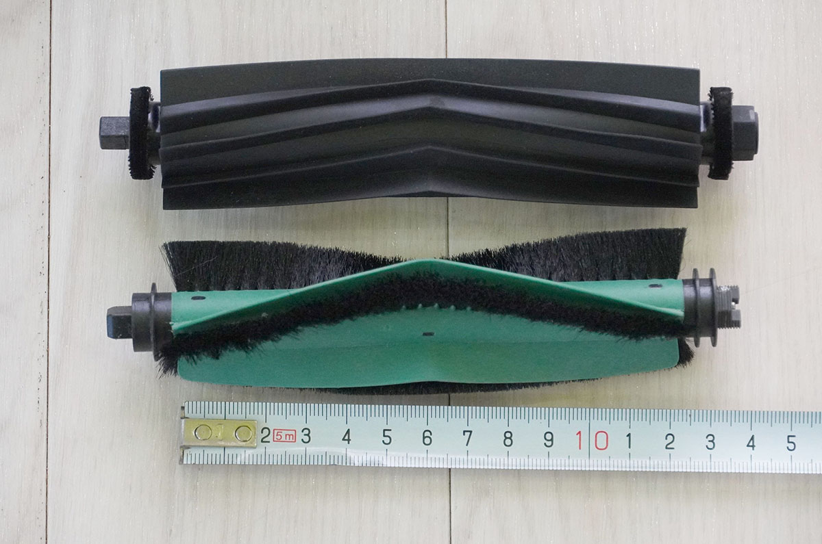 ブラシはK11+(写真上)の方が5mmほど大きい