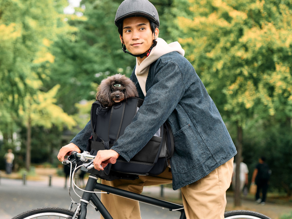 自転車用ペットリュック「HUG Buddy」