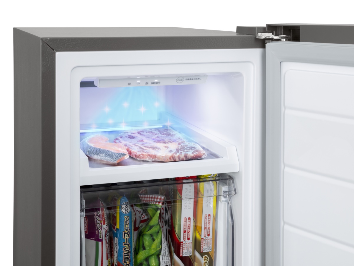 食品を入れると自動で急冷凍